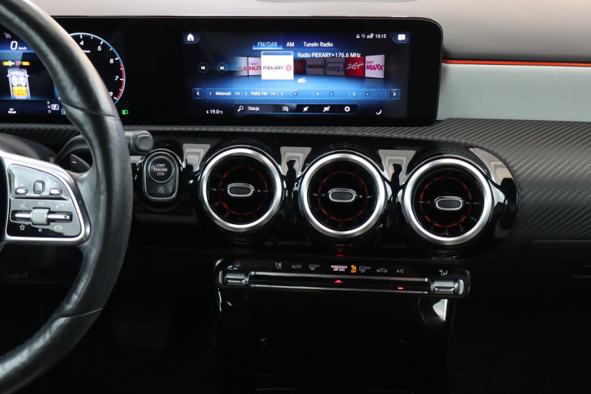 Mercedes-Benz A, 2020