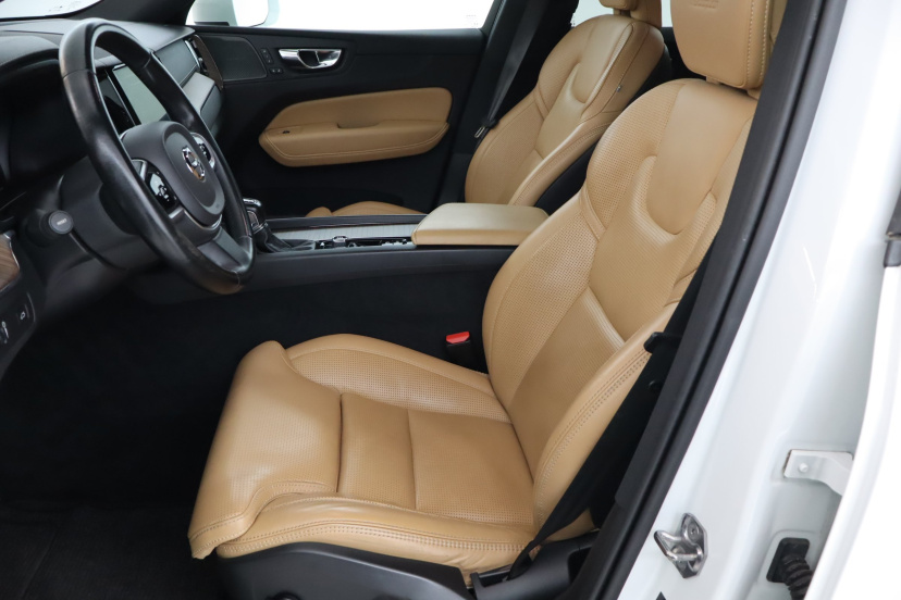 Volvo XC60, 2020