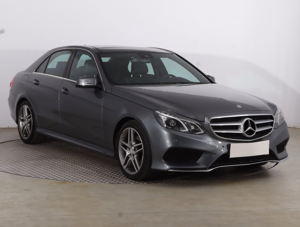 Mercedes-Benz E