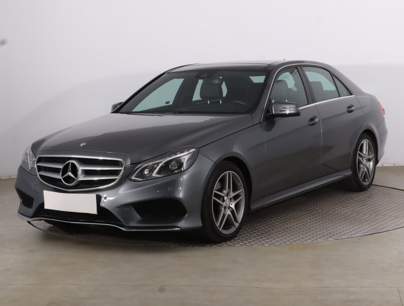 Mercedes-Benz E, 2016