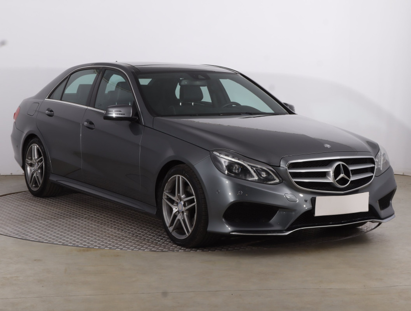 Mercedes-Benz E, 2016