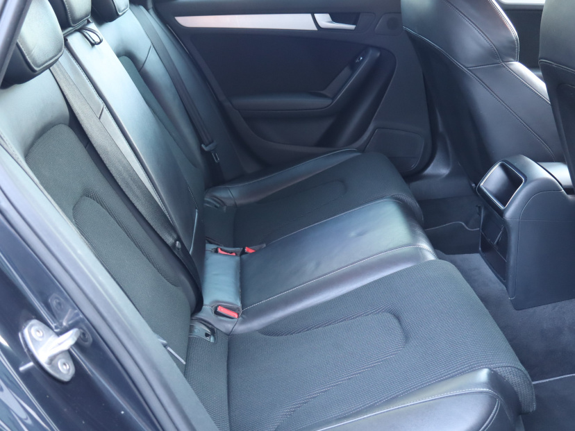 Audi A4, 2014