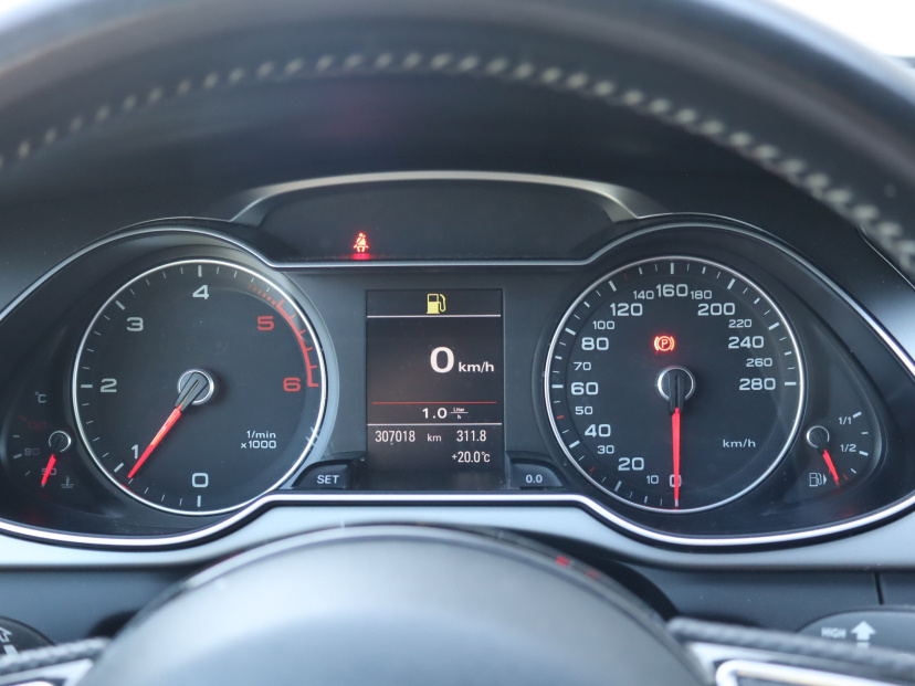 Audi A4, 2014