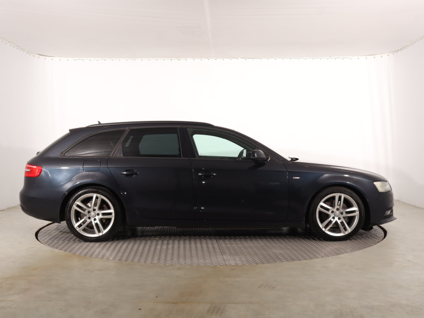 Audi A4, 2014