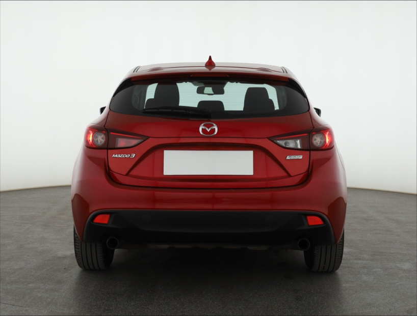 Mazda 3, 2015