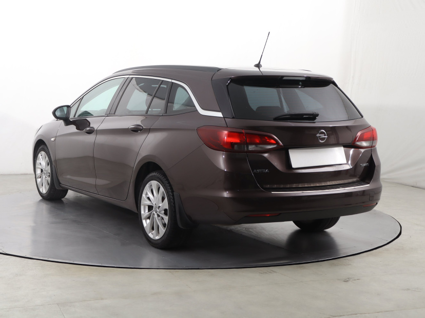 Opel Astra, 2017