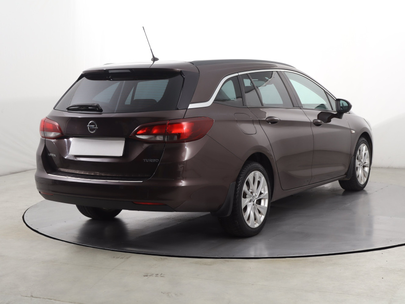 Opel Astra, 2017