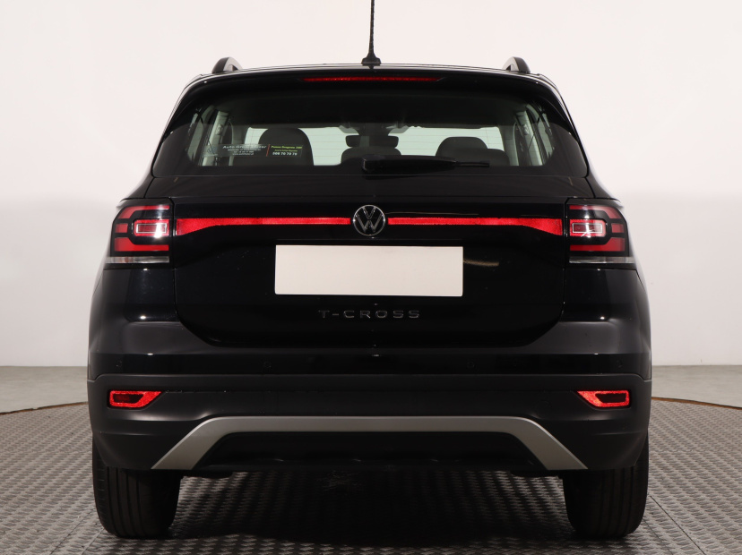 Volkswagen T-Cross, 2021