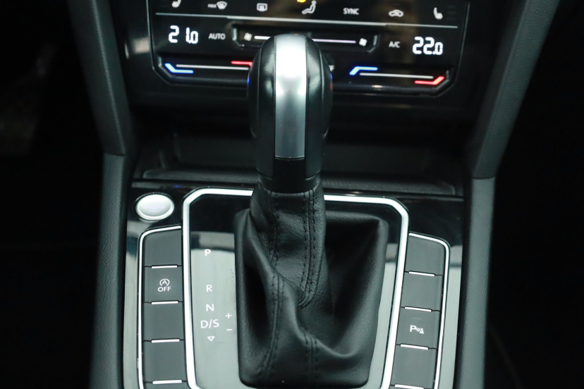 Volkswagen Passat, 2023