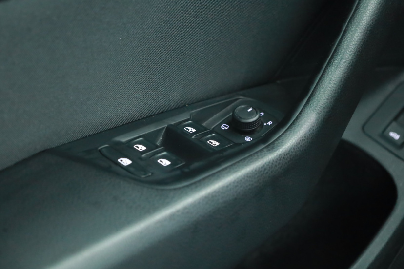 Volkswagen Passat, 2023