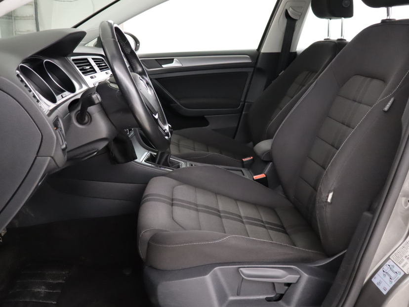 Volkswagen Golf, 2015