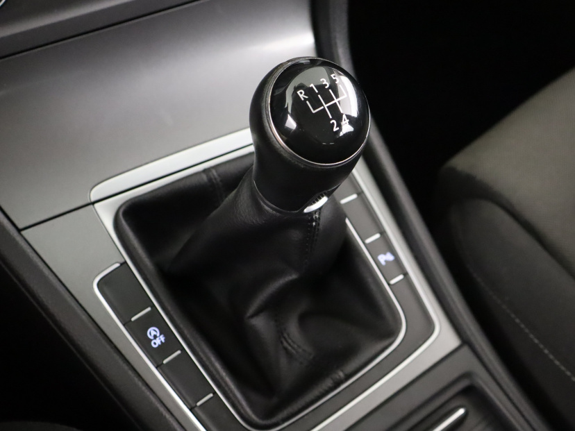 Volkswagen Golf, 2015