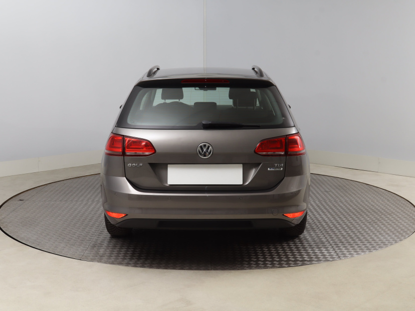 Volkswagen Golf, 2015