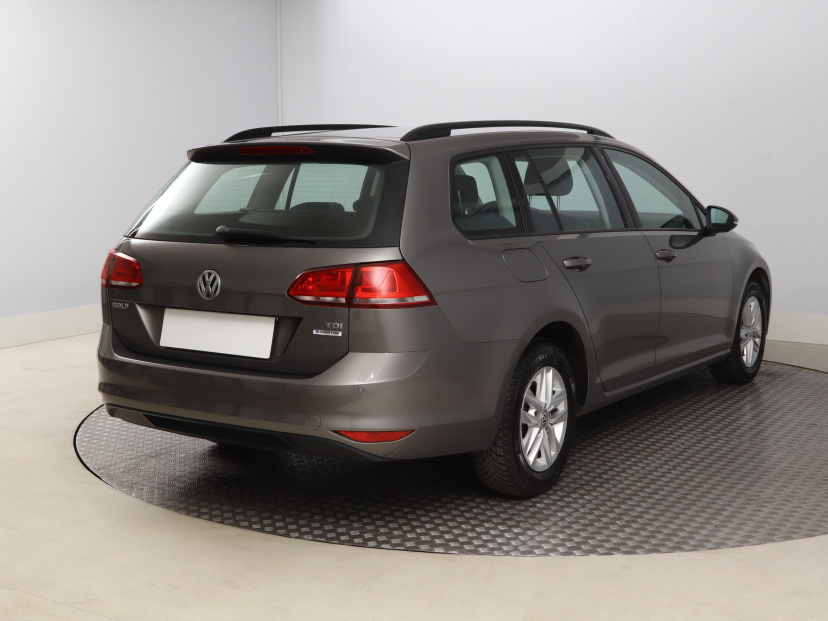 Volkswagen Golf, 2015
