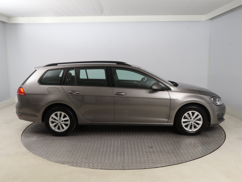 Volkswagen Golf, 2015