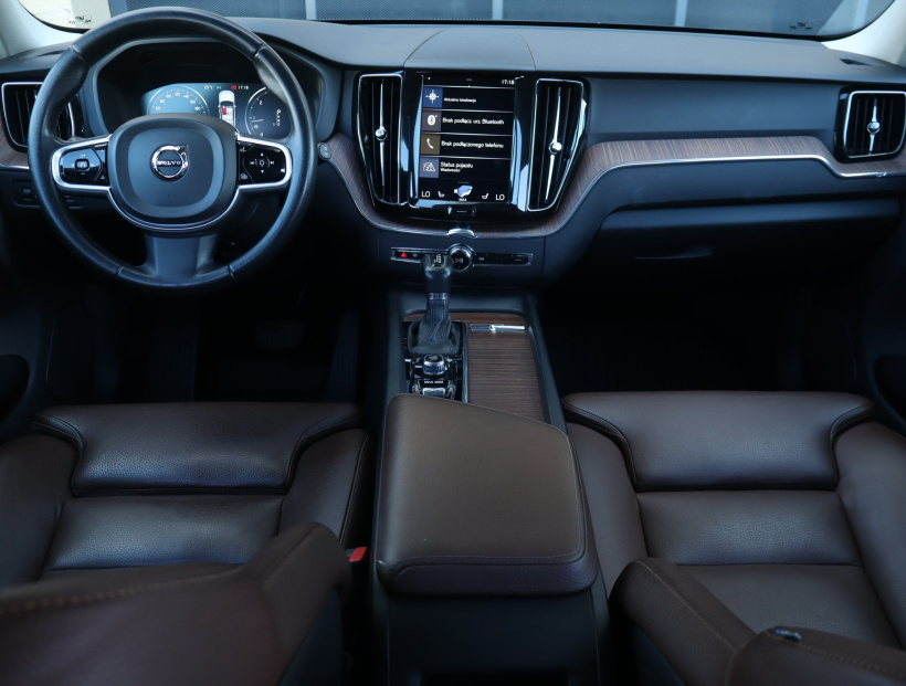 Volvo XC60, 2018