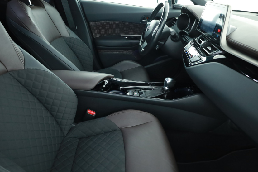 Toyota C-HR, 2018