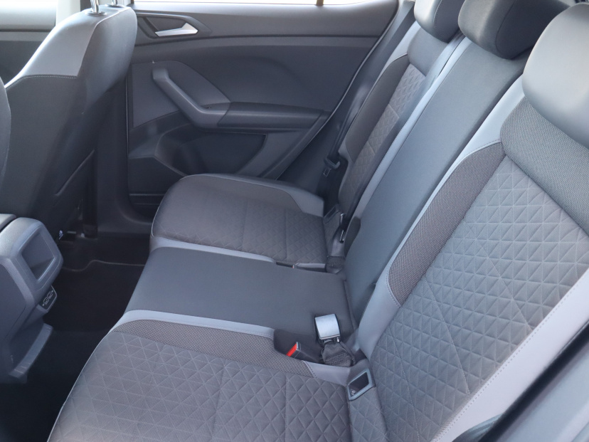 Volkswagen T-Cross, 2019
