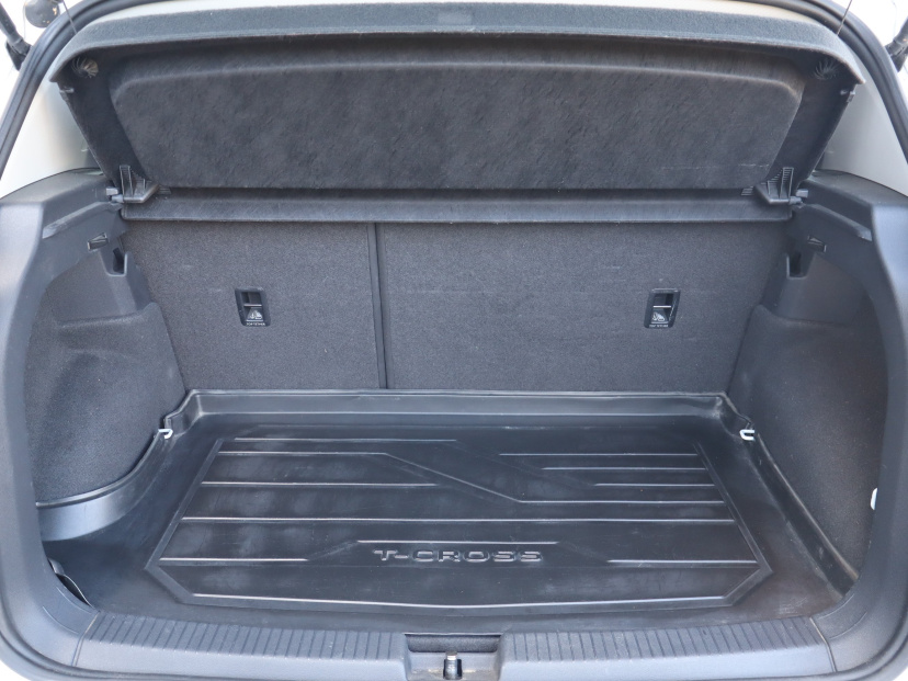 Volkswagen T-Cross, 2019