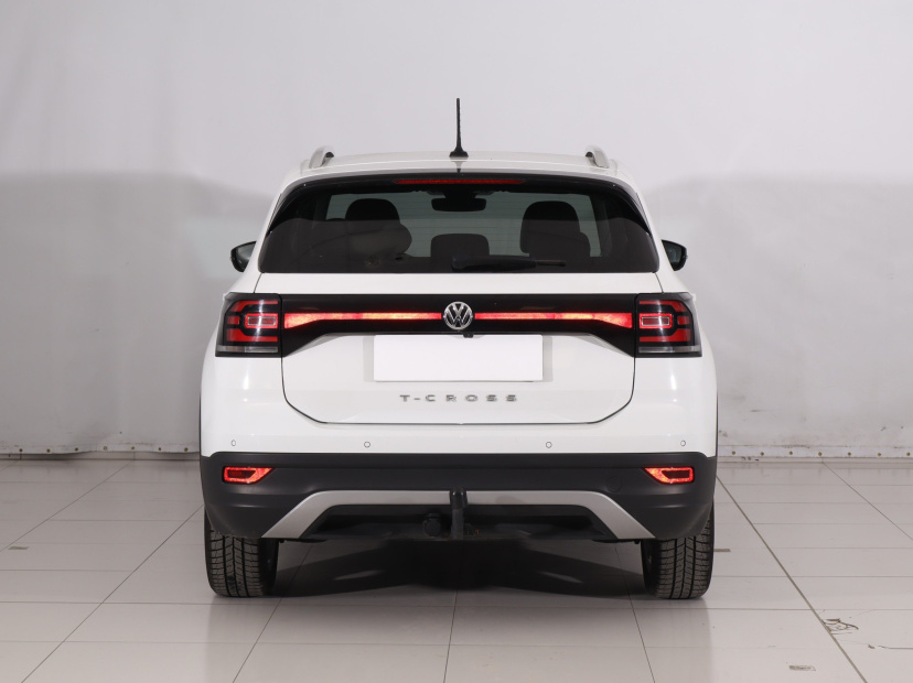 Volkswagen T-Cross, 2019