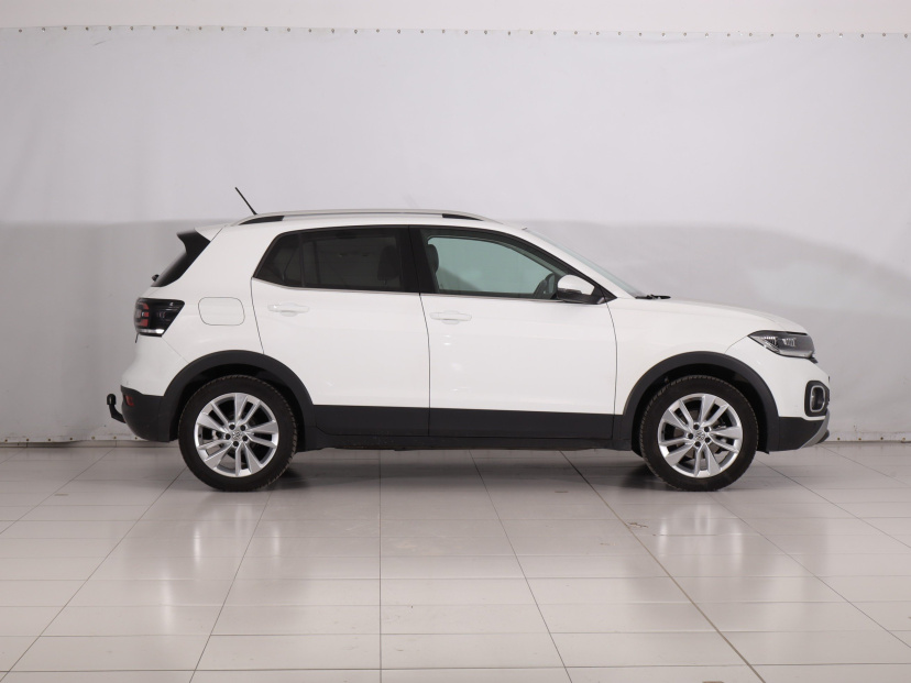 Volkswagen T-Cross, 2019