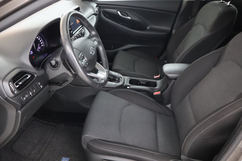 Hyundai i30, 2021