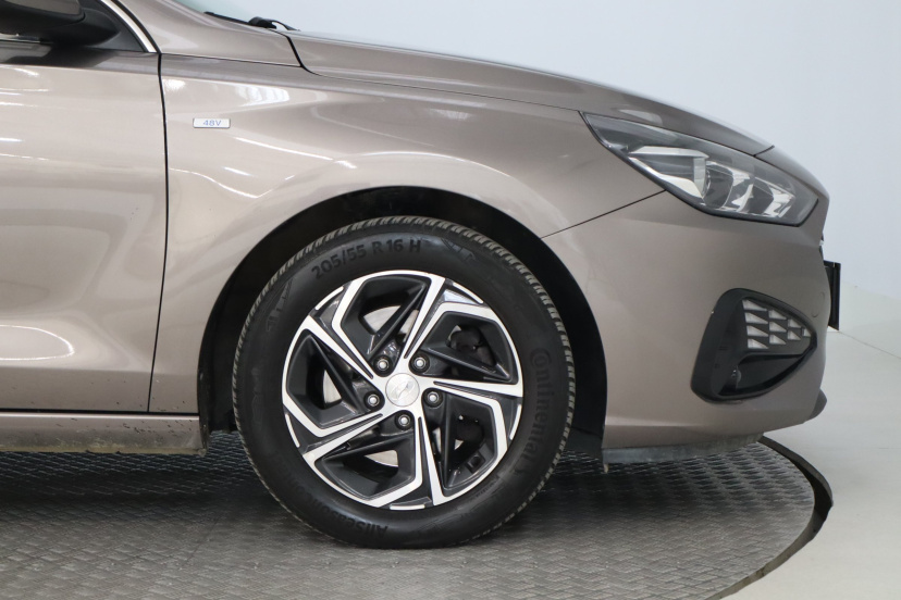 Hyundai i30, 2021