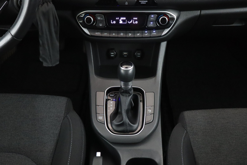 Hyundai i30, 2021