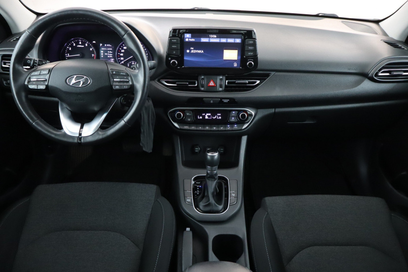 Hyundai i30, 2021