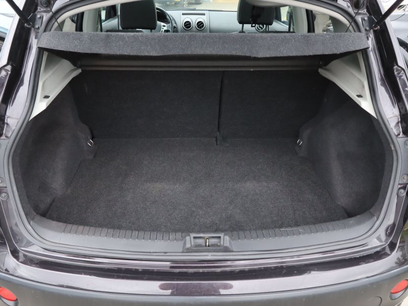 Nissan Qashqai, 2011