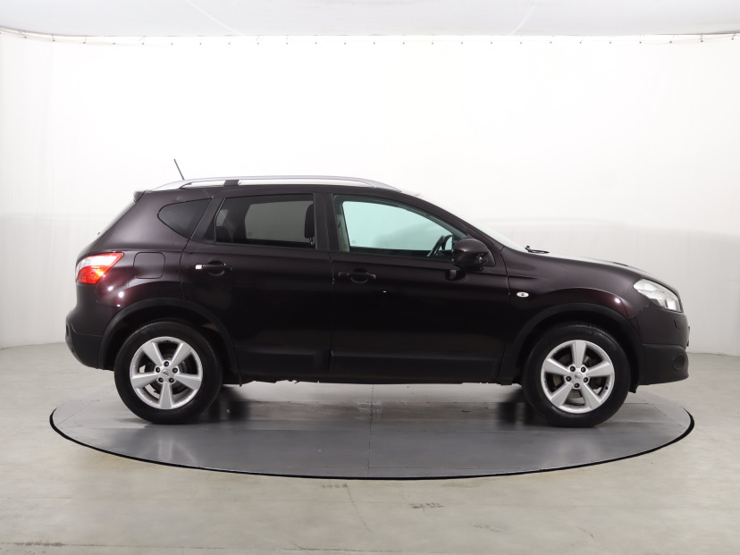 Nissan Qashqai, 2011