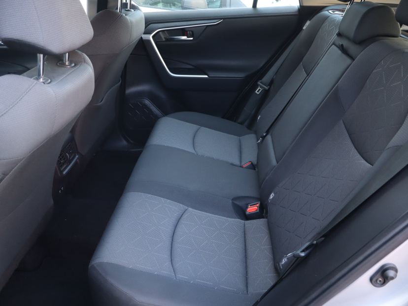 Toyota RAV 4, 2021
