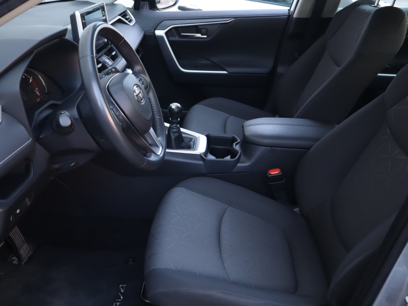 Toyota RAV 4, 2021