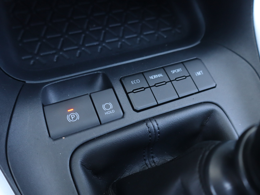 Toyota RAV 4, 2021