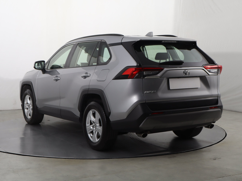 Toyota RAV 4, 2021
