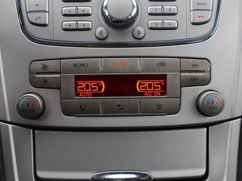 Ford Mondeo, 2010