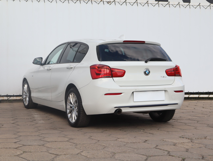 BMW 1, 2015