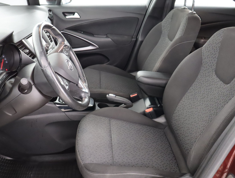 Opel Crossland, 2019