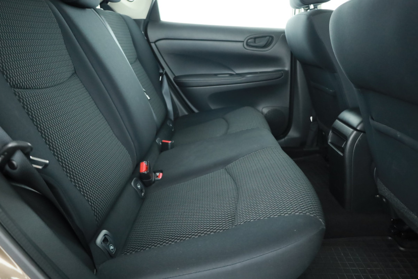 Nissan Pulsar, 2014