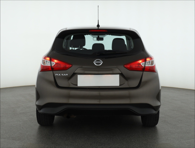 Nissan Pulsar, 2014