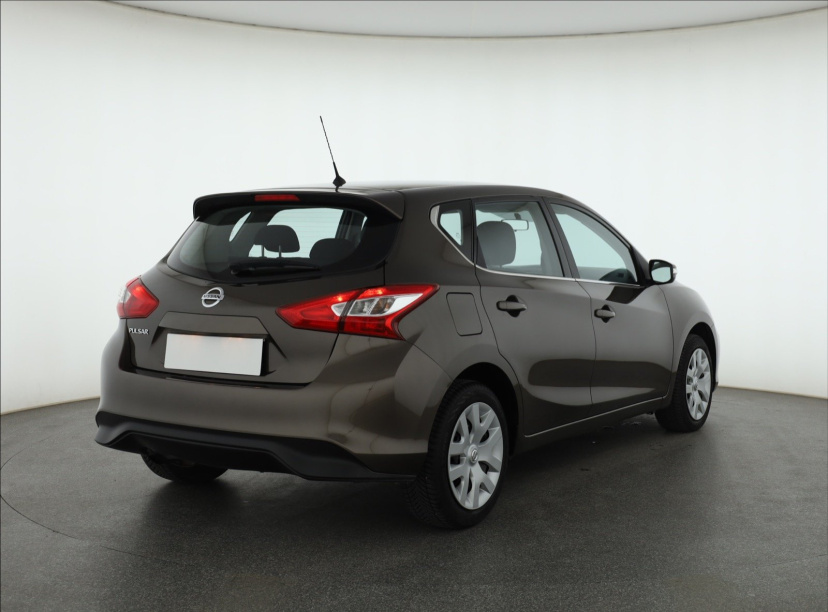Nissan Pulsar, 2014