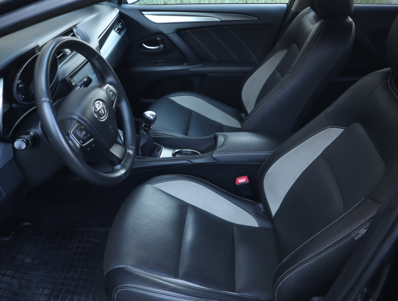 Toyota Avensis, 2016