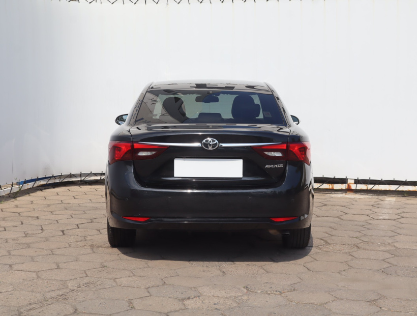 Toyota Avensis, 2016
