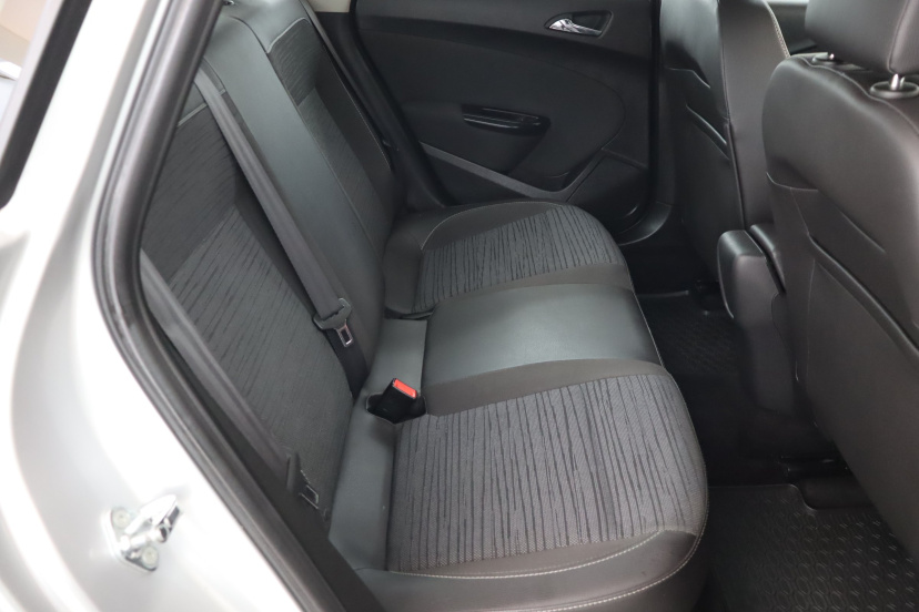 Opel Astra, 2018