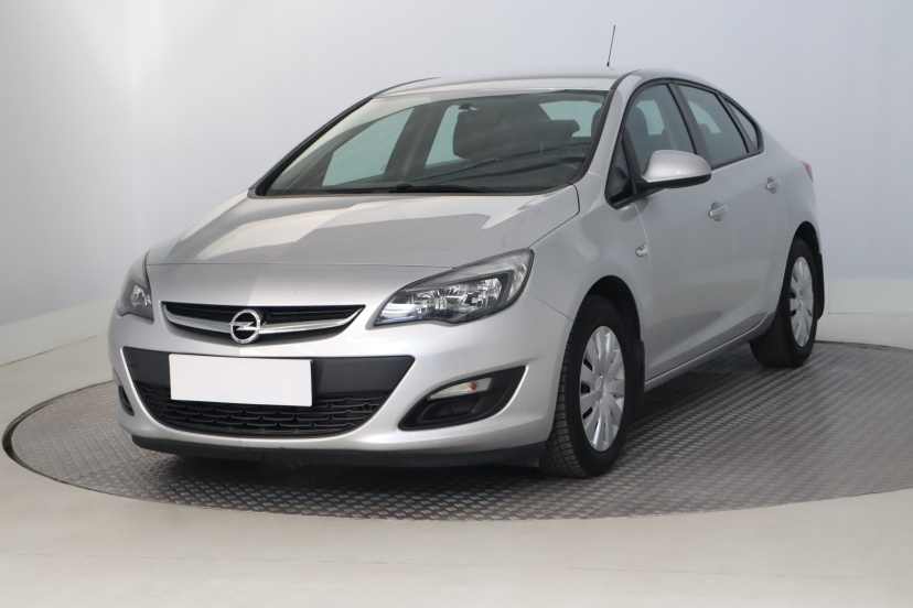 Opel Astra, 2018
