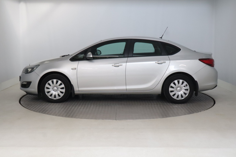 Opel Astra, 2018