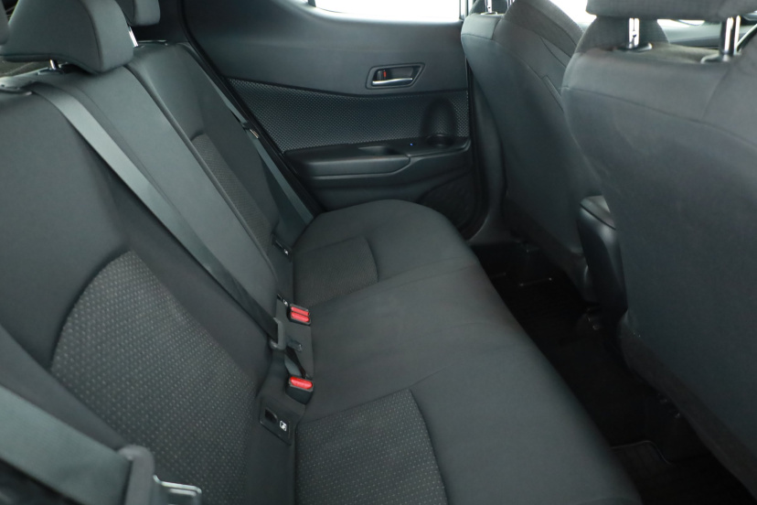 Toyota C-HR, 2019