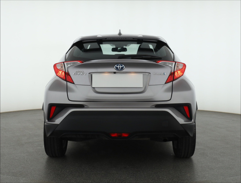 Toyota C-HR, 2019