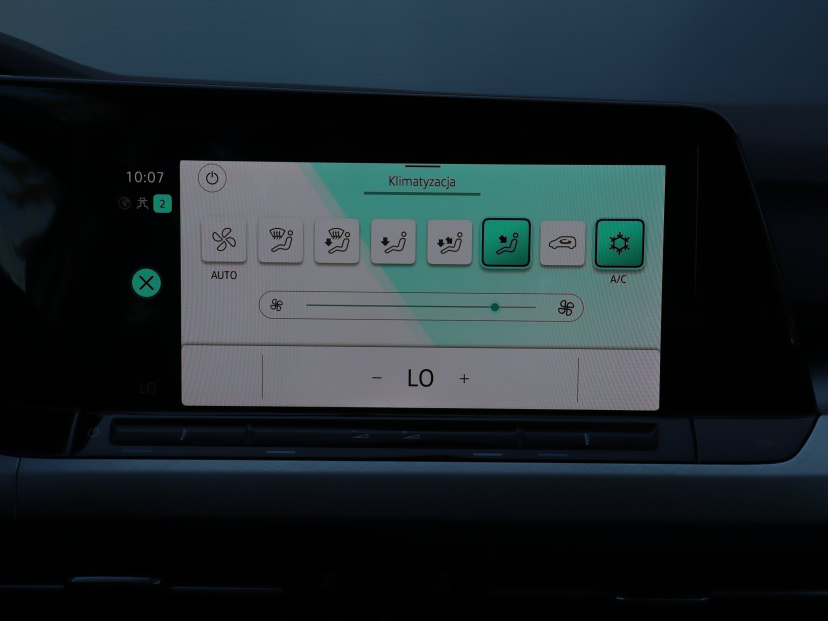 Volkswagen Golf, 2023