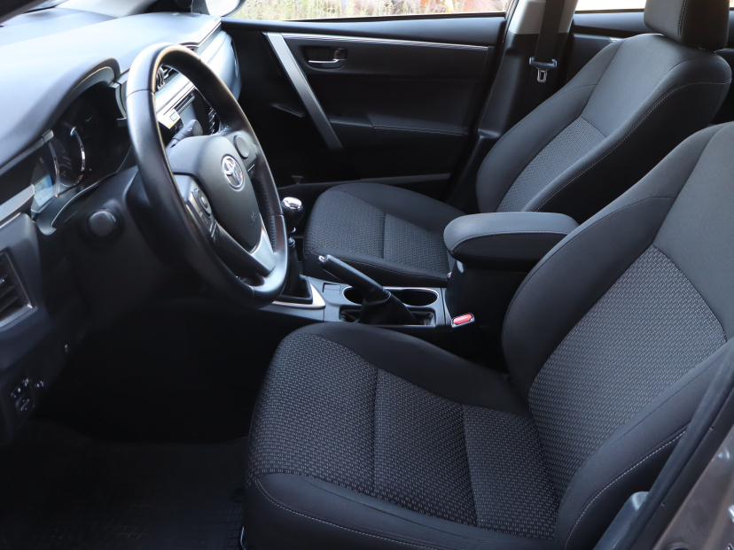 Toyota Corolla, 2014